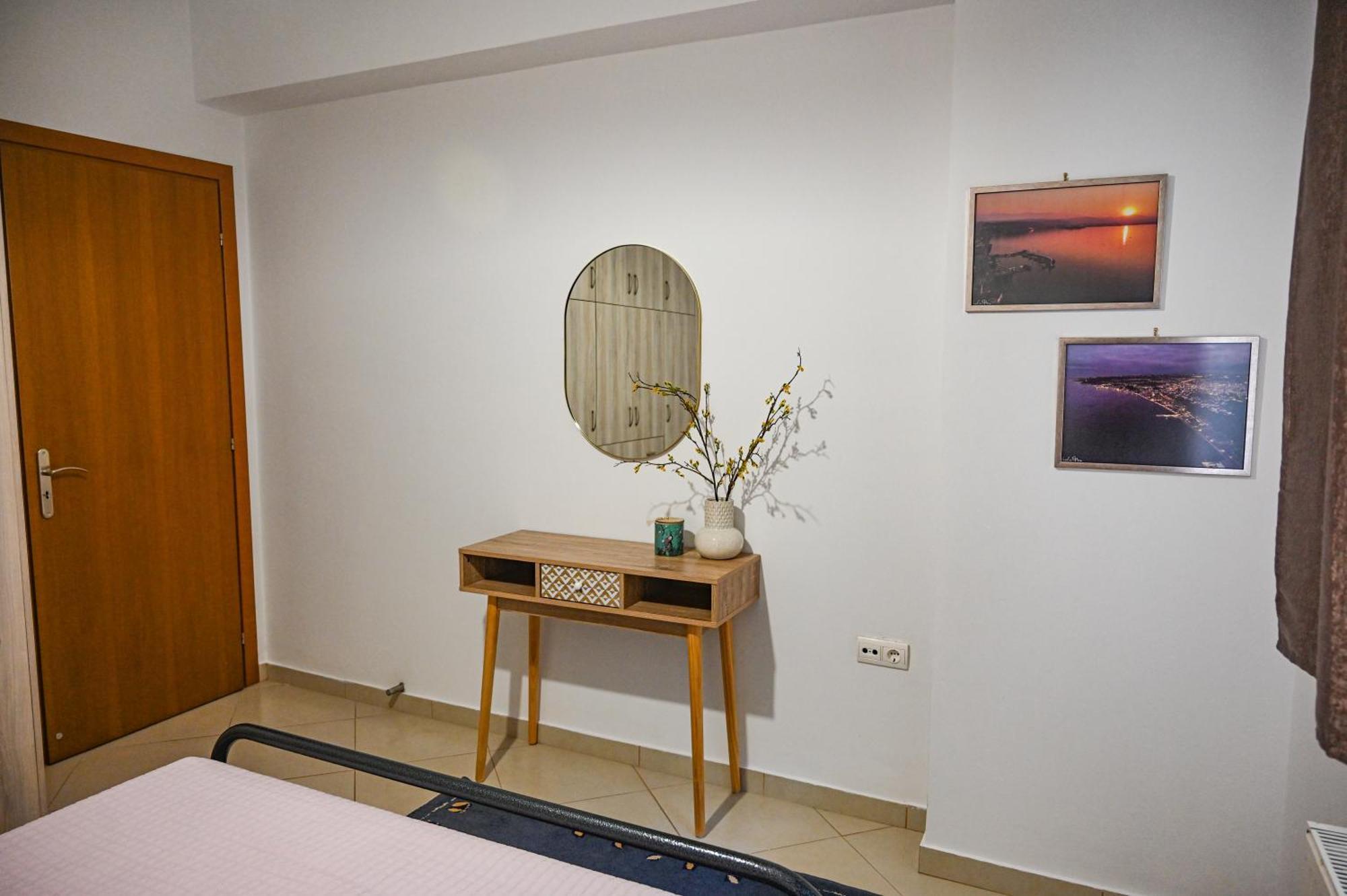 Dimitra House At By Greece *