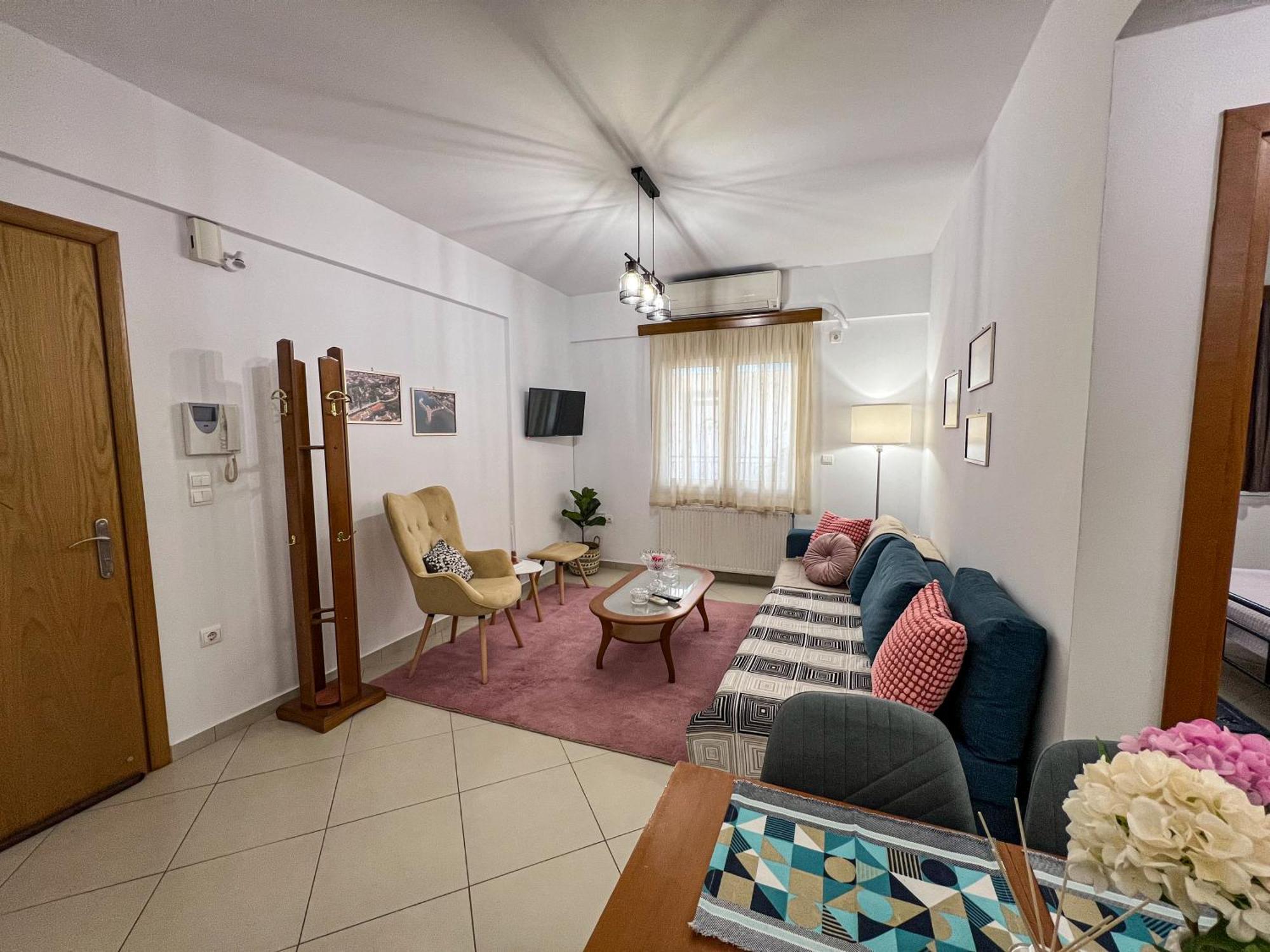 Dimitra House At By Greece Aigio